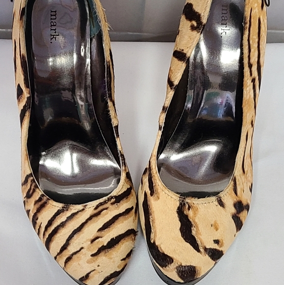 leopard print pumps by Avon - Picture 2 of 7